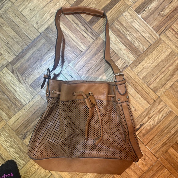 Tan shoulder bag like brand new was worn twice or 3 times - Picture 4 of 5